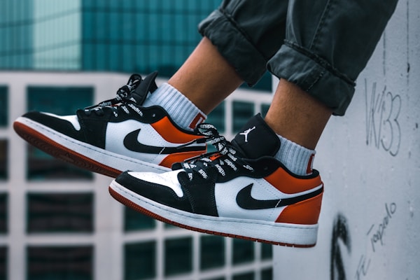 Custom yoga clothing manufacturing process from design to delivery